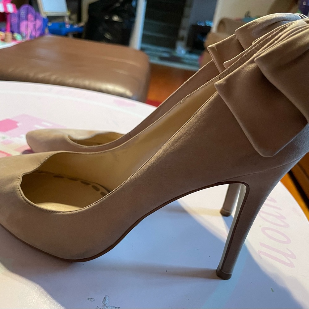 Nude heels